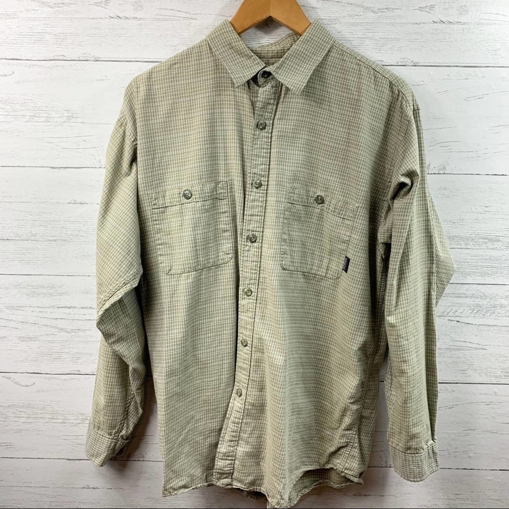 Patagonia Green Plaid Button Down Shirt